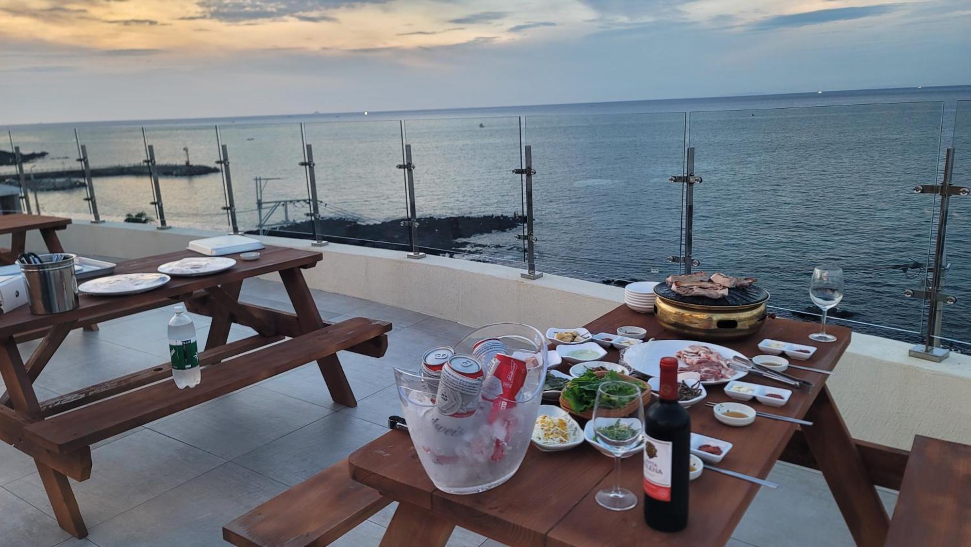 Вилла Jeju Ocean Vill Экстерьер фото