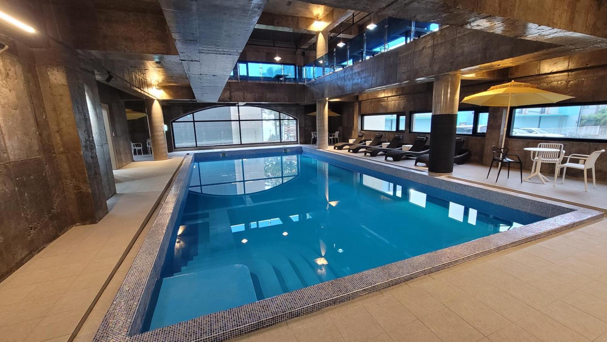 Вилла Jeju Ocean Vill Экстерьер фото